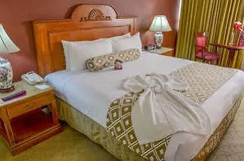 מלון Crowne Plaza Guatemala 5*, גואטמלה הונדורס