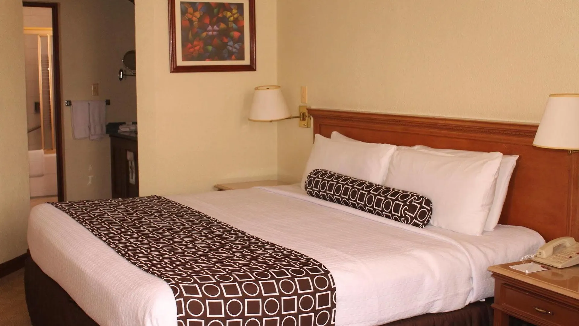 מלון Crowne Plaza Guatemala